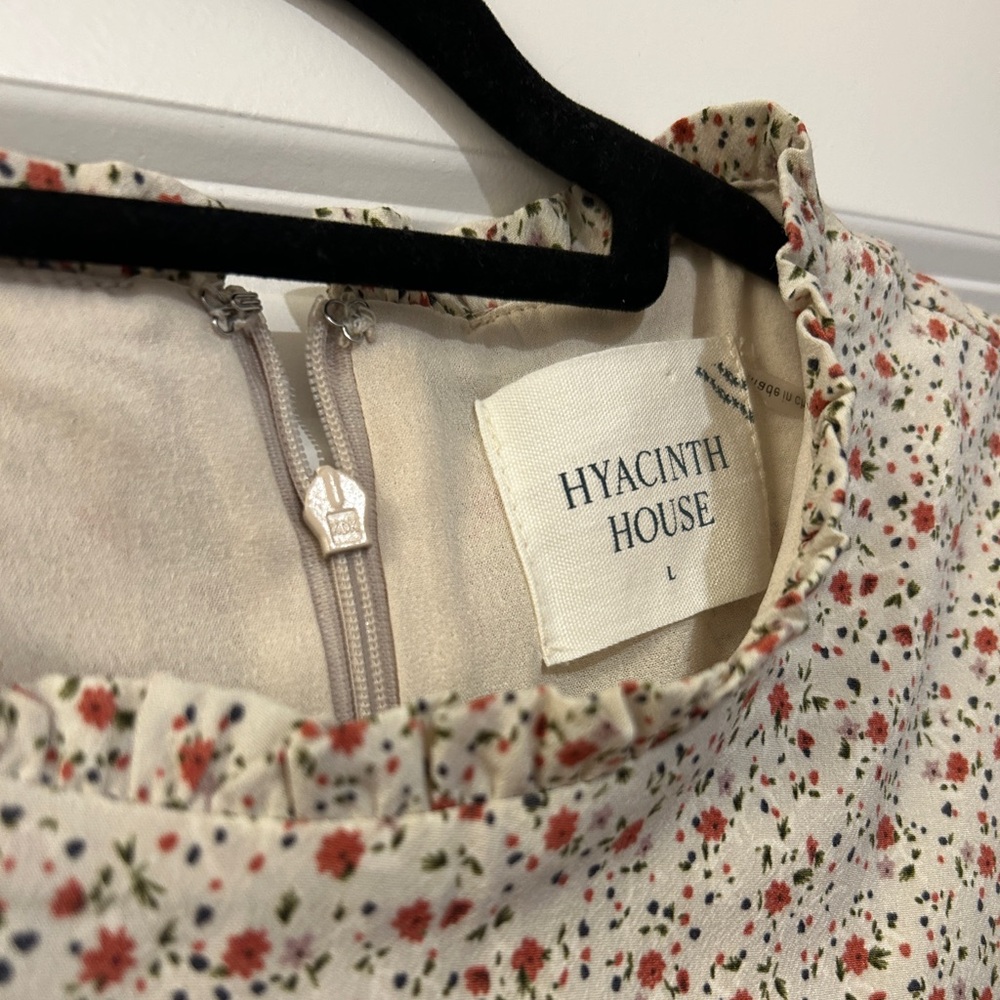 Hyacinth House dress is beautiful and new with tags! Never worn but True to size